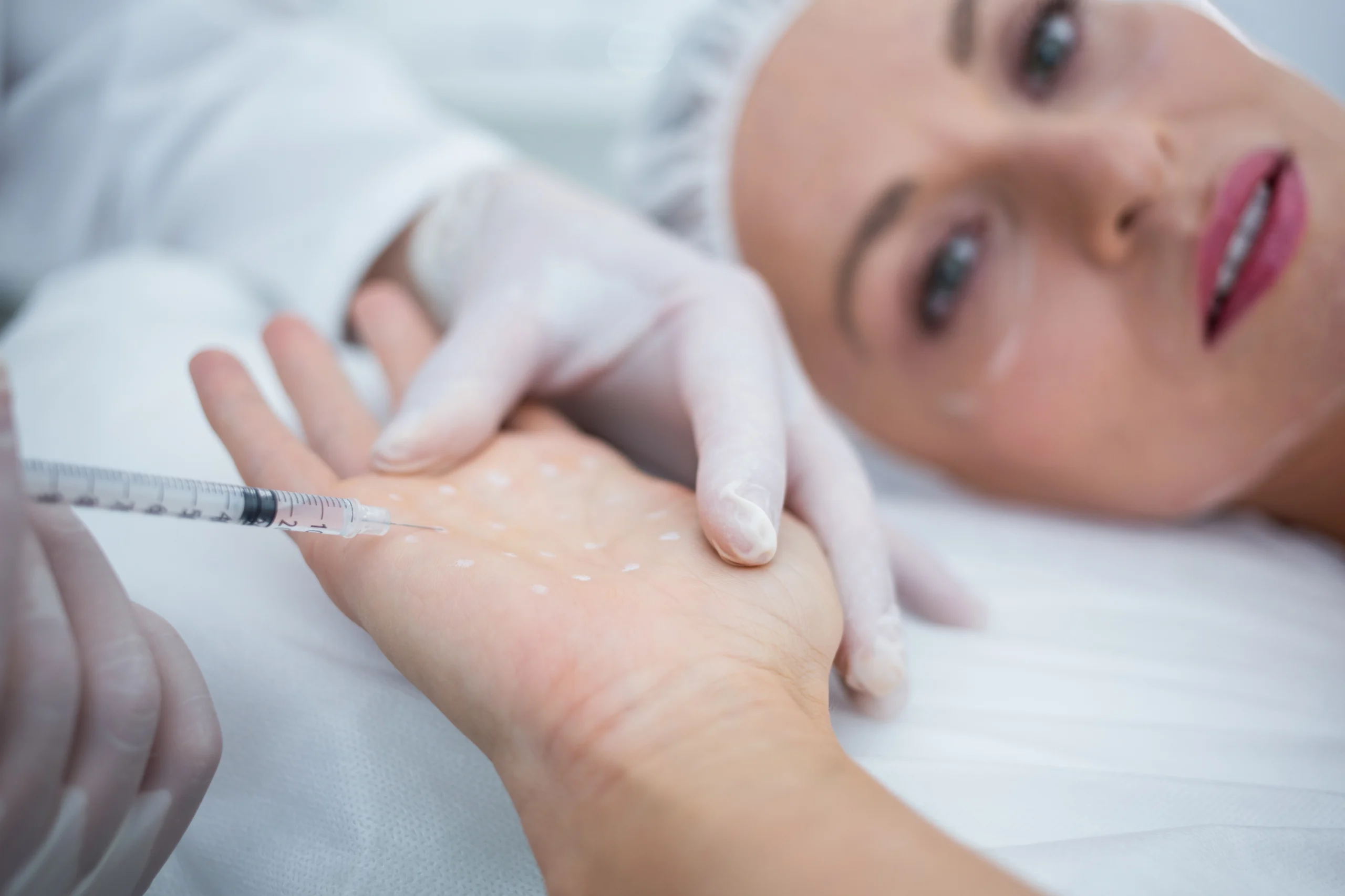 Palm-Hyperhidrosis-Treatment-in-Abu-Dhabi Palm-Hyperhidrosis-Treatment-in-Abu-Dhabi